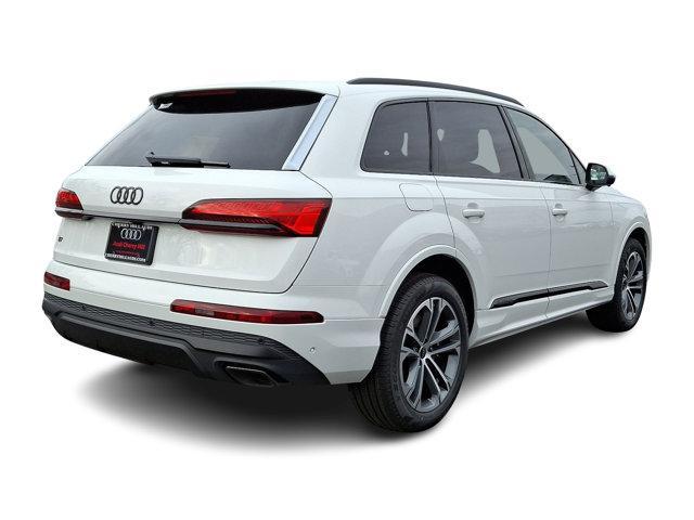 new 2025 Audi Q7 car, priced at $69,960