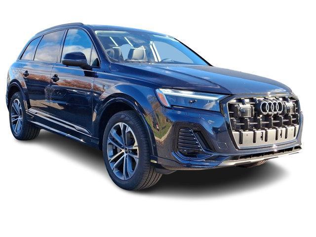 new 2025 Audi Q7 car, priced at $70,555