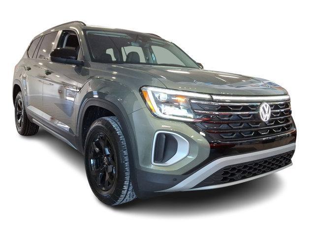 new 2025 Volkswagen Atlas car, priced at $48,656