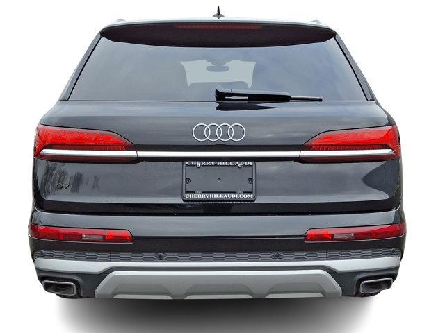 new 2025 Audi Q7 car, priced at $64,575