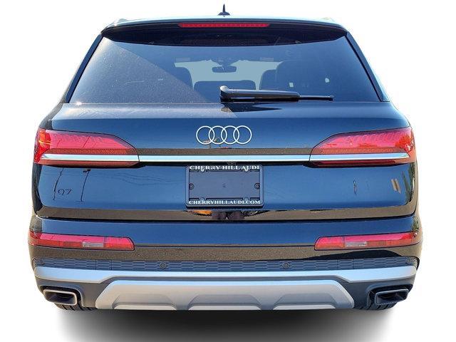 new 2025 Audi Q7 car, priced at $72,735