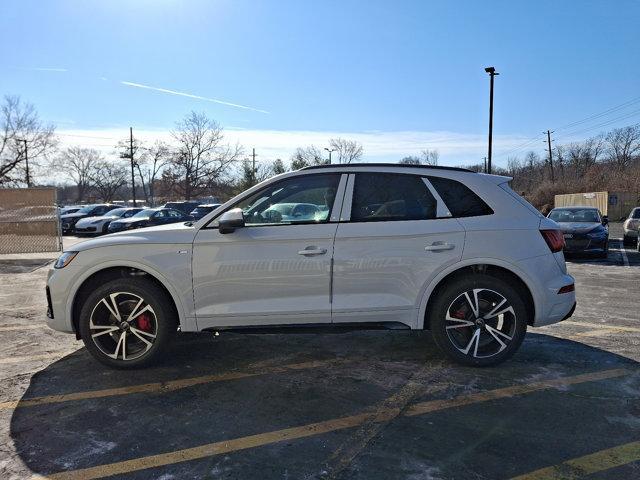 new 2025 Audi Q5 car, priced at $59,580