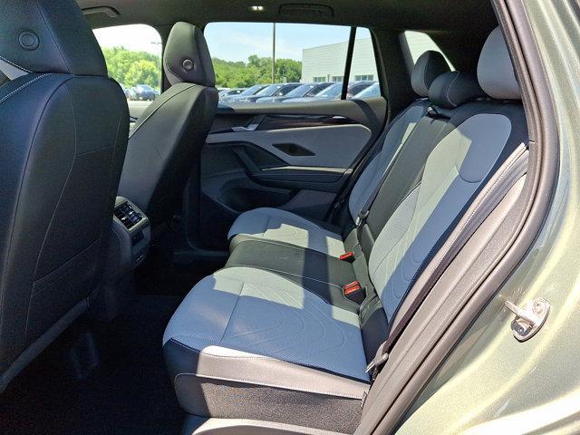 new 2025 Volkswagen Tiguan car, priced at $39,821
