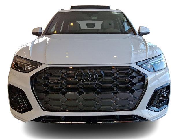 new 2025 Audi Q5 car, priced at $60,200