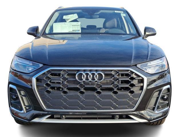 new 2025 Audi Q5 car, priced at $67,575