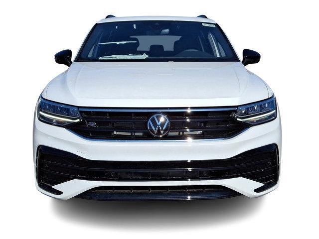 new 2024 Volkswagen Tiguan car, priced at $39,004