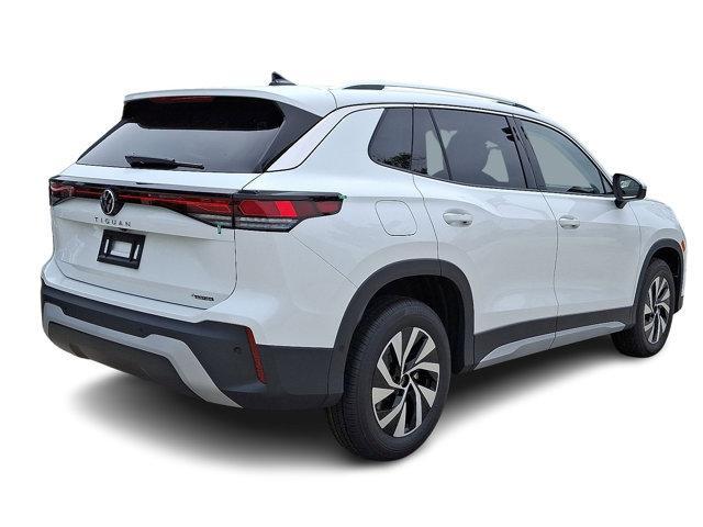 new 2025 Volkswagen Tiguan car, priced at $33,011