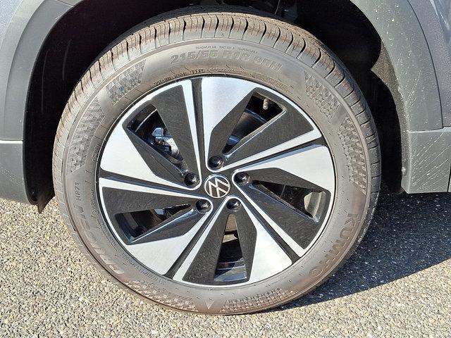 new 2025 Volkswagen Taos car, priced at $32,811