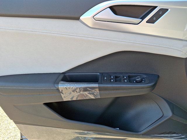 new 2025 Volkswagen Taos car, priced at $32,811