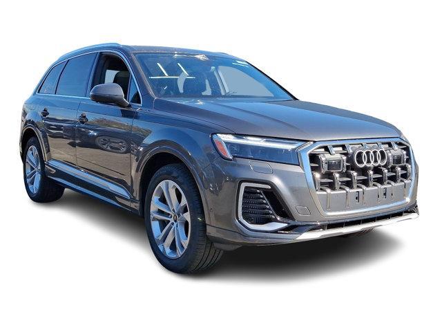 new 2025 Audi Q7 car, priced at $75,800