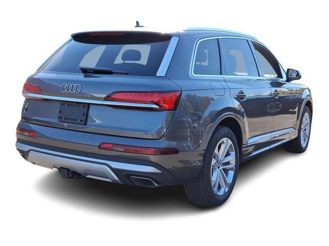 new 2025 Audi Q7 car, priced at $75,800