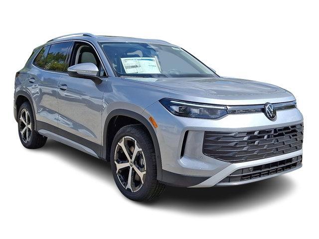 new 2025 Volkswagen Tiguan car, priced at $37,771
