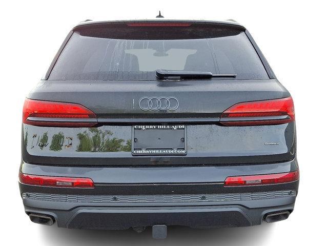 new 2025 Audi Q7 car, priced at $76,725