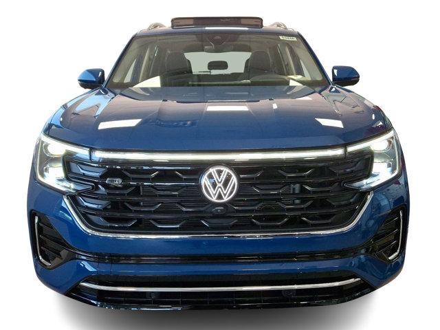 new 2025 Volkswagen Atlas car, priced at $55,221