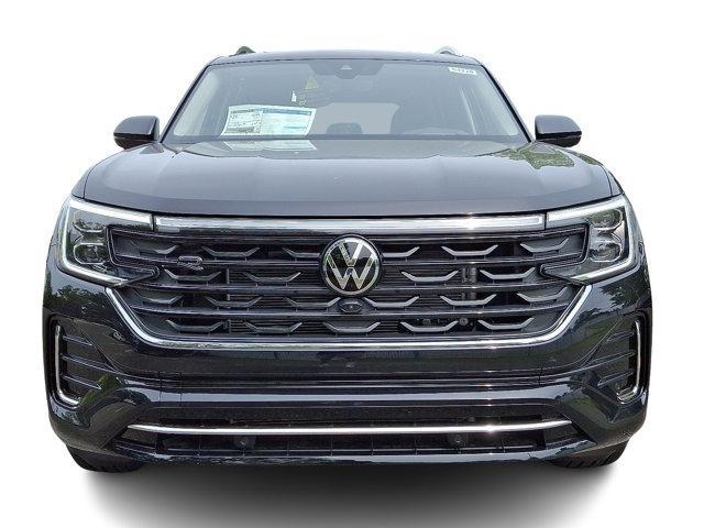 new 2025 Volkswagen Atlas car, priced at $56,026