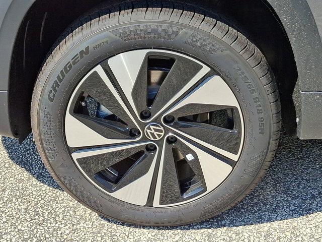 new 2025 Volkswagen Taos car, priced at $31,611