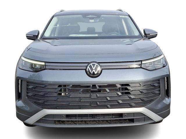 new 2025 Volkswagen Tiguan car, priced at $33,011