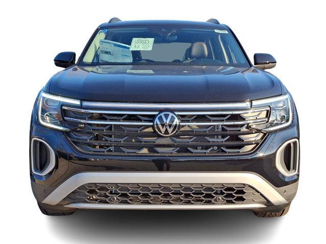 new 2025 Volkswagen Atlas car, priced at $49,076