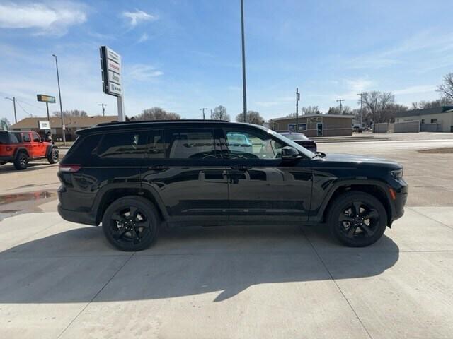 new 2024 Jeep Grand Cherokee L car, priced at $50,652