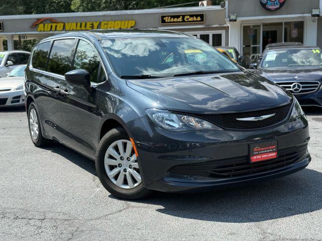 used 2019 Chrysler Pacifica car, priced at $12,960