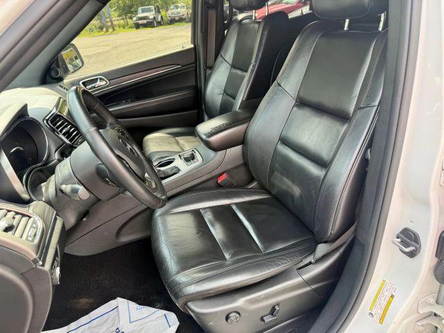 used 2019 Jeep Grand Cherokee car, priced at $17,290
