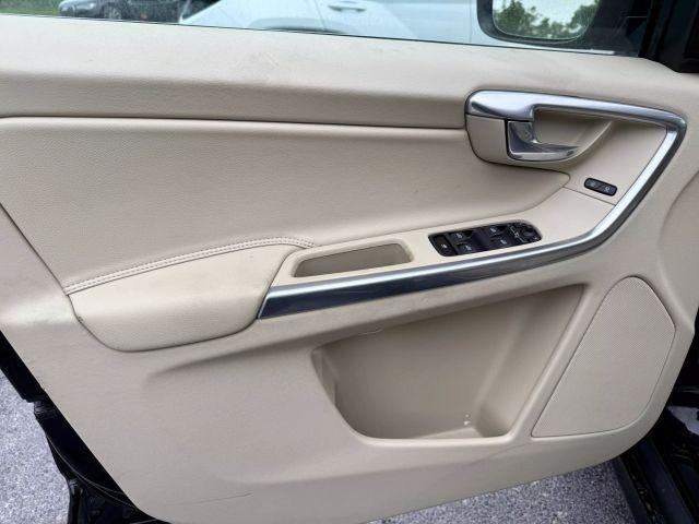 used 2015 Volvo XC60 car, priced at $10,490