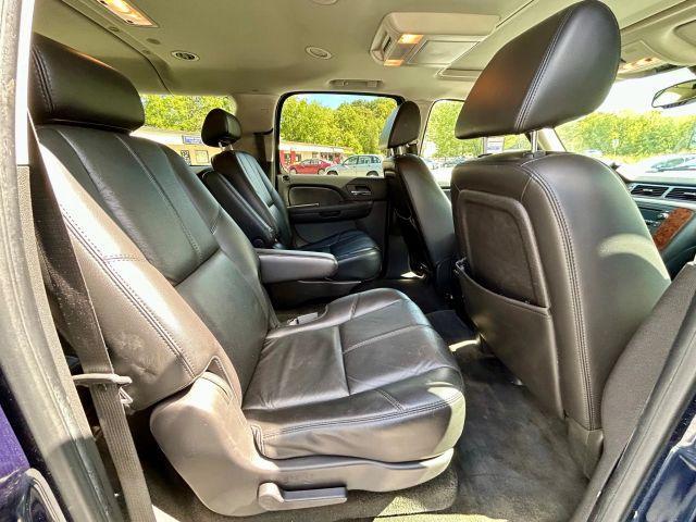 used 2007 Chevrolet Suburban car, priced at $10,990