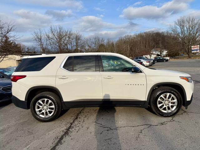 used 2020 Chevrolet Traverse car, priced at $22,490