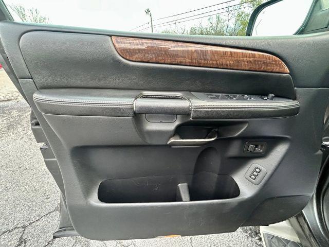 used 2011 Nissan Armada car