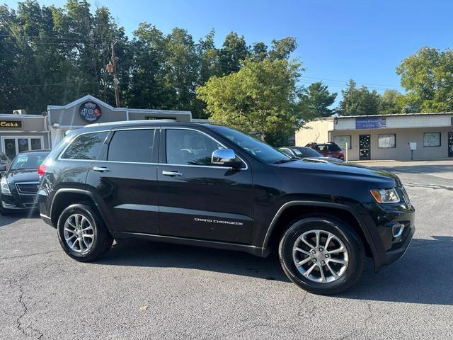 used 2016 Jeep Grand Cherokee car, priced at $13,799