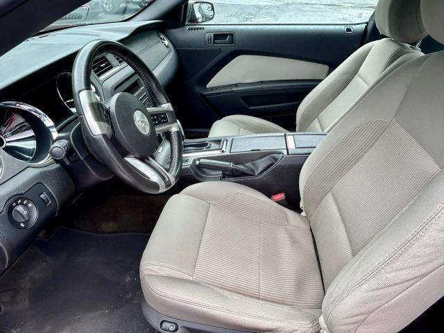 used 2013 Ford Mustang car