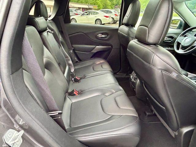 used 2019 Jeep Cherokee car, priced at $16,490