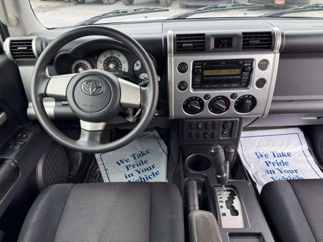 used 2007 Toyota FJ Cruiser car, priced at $9,990