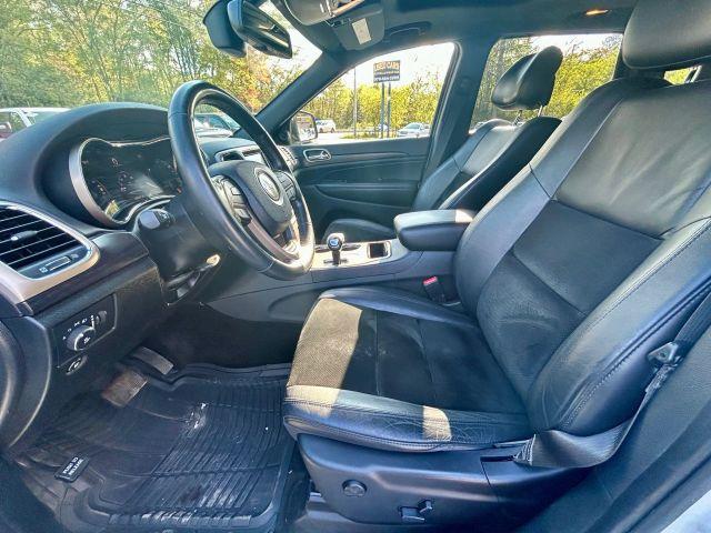 used 2015 Jeep Grand Cherokee car, priced at $11,490