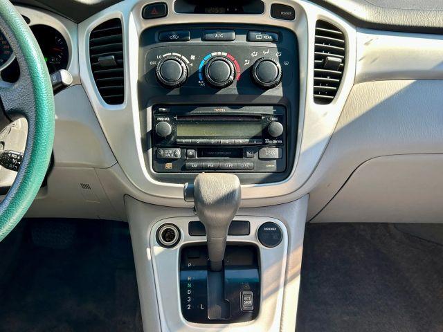 used 2006 Toyota Highlander car, priced at $7,990