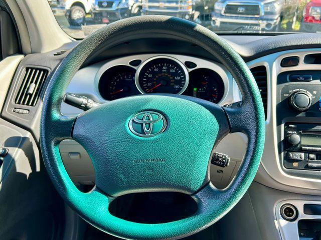 used 2006 Toyota Highlander car, priced at $7,990