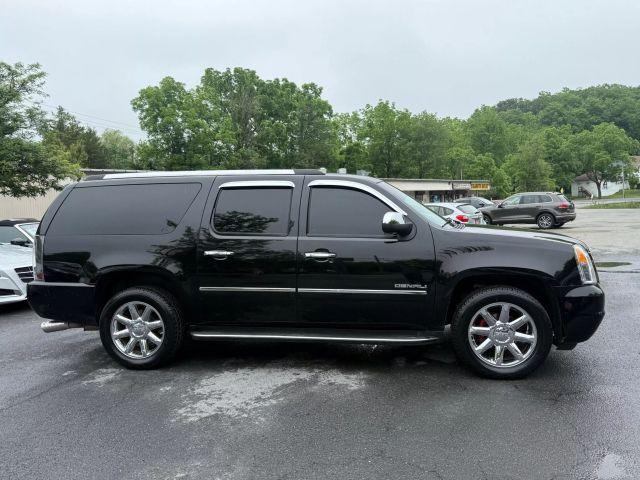 used 2014 GMC Yukon XL car, priced at $13,750