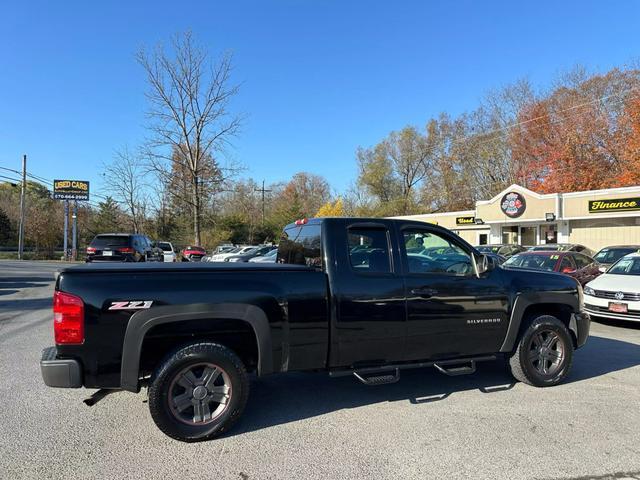 used 2011 Chevrolet Silverado 1500 car, priced at $11,900