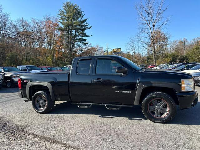 used 2011 Chevrolet Silverado 1500 car, priced at $11,900