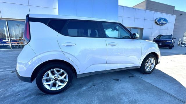 used 2023 Kia Soul car, priced at $17,906