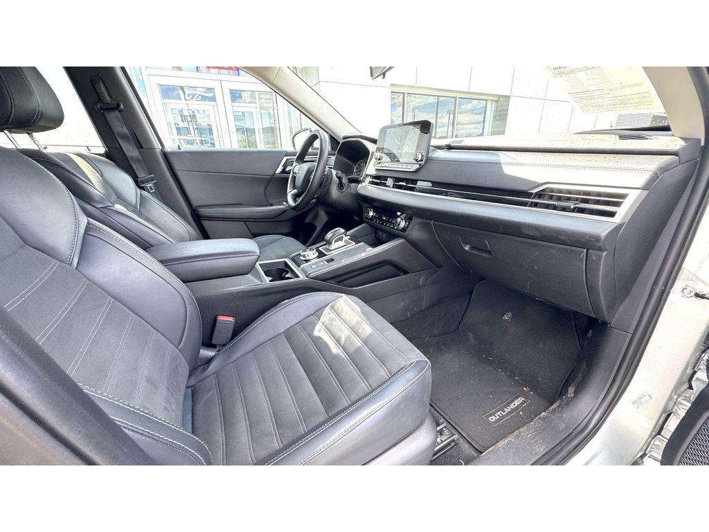 used 2024 Mitsubishi Outlander car, priced at $29,344