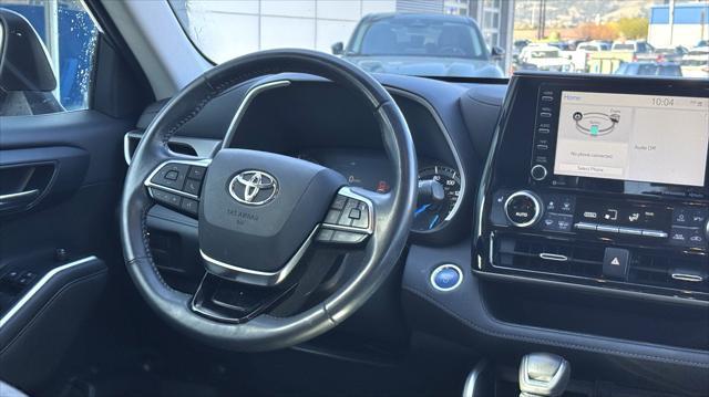 used 2021 Toyota Highlander Hybrid car, priced at $39,895