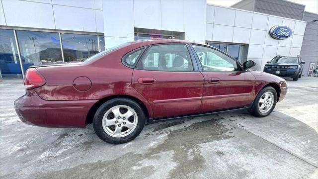 used 2006 Ford Taurus car, priced at $3,662