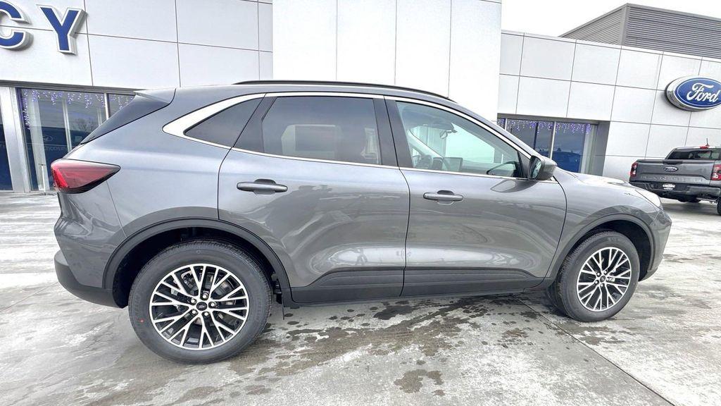 new 2025 Ford Escape PHEV car, priced at $30,431