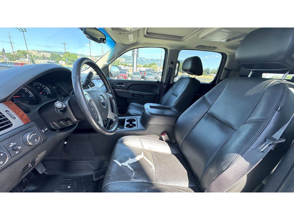 used 2013 GMC Yukon XL car, priced at $12,122