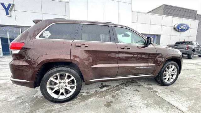 used 2015 Jeep Grand Cherokee car, priced at $18,518