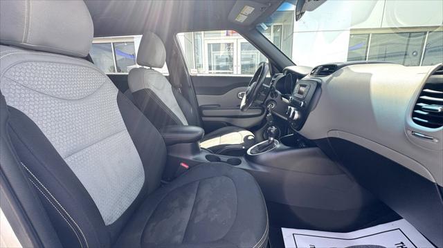 used 2015 Kia Soul car, priced at $8,906