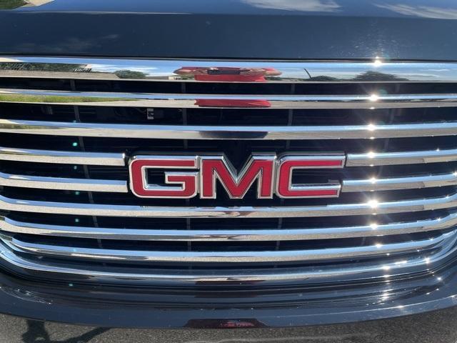 used 2018 GMC Yukon car, priced at $27,676