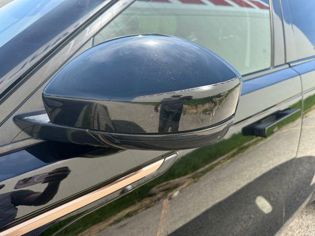 used 2018 Land Rover Range Rover Velar car, priced at $26,481