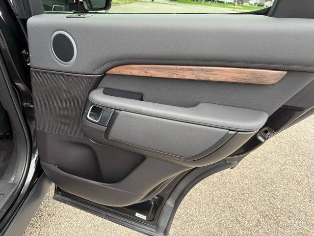 used 2018 Land Rover Discovery car, priced at $23,995